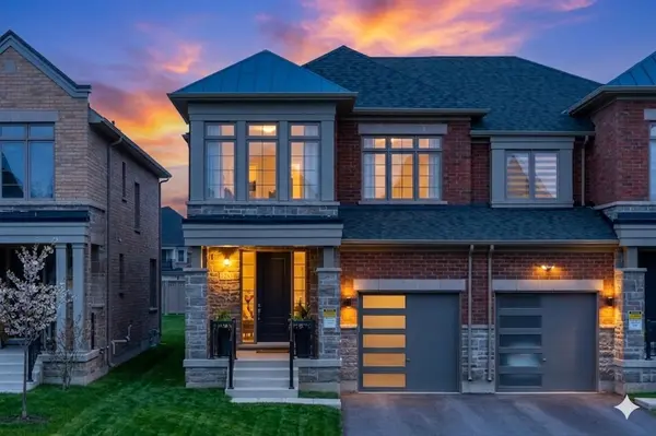 15 Lazarette LN, East Gwillimbury, ON L9N 0V6