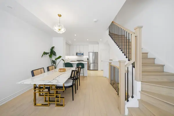 30 Lunar CRES #56, Mississauga, ON L5M 2R5