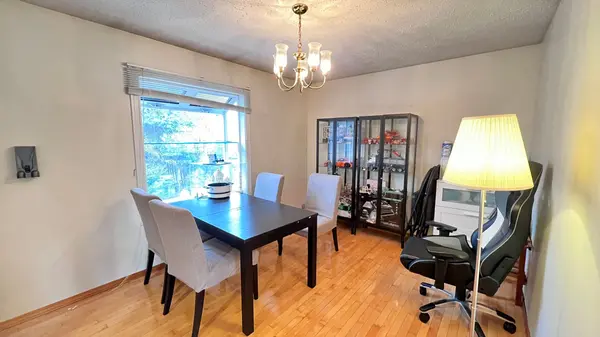 960 CAHILL DR, Hunt Club - South Keys And Area, ON K1V 9H8