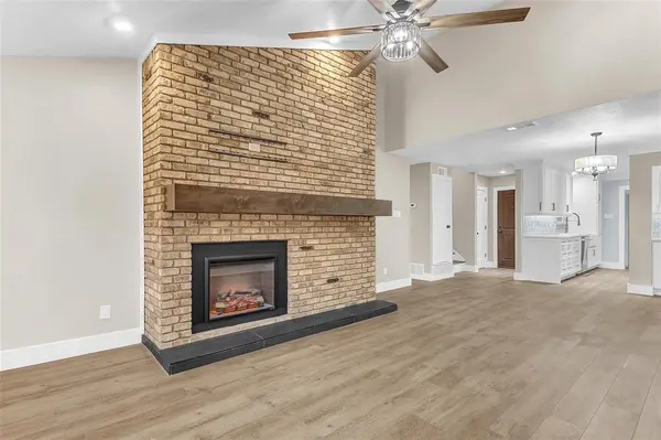 3002 Carolyn Court, Bedford, TX 76021