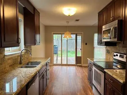 110 Windmill Ridge Drive, Rockwall, TX 75032