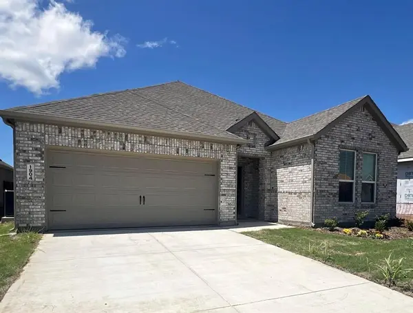 1904 Adams Drive, Little Elm, TX 75068