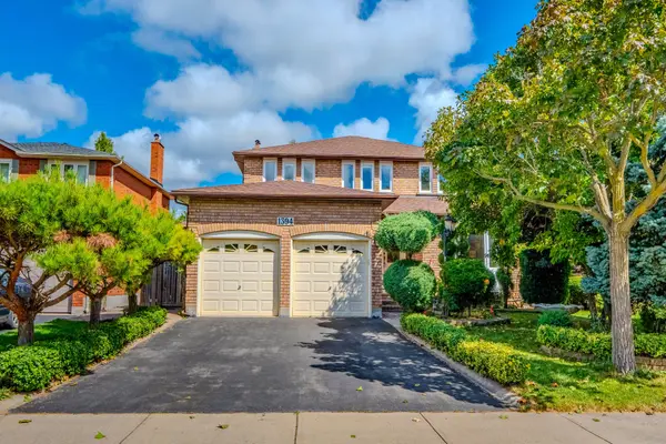 1394 Peartree CIR, Oakville, ON L6M 2J1