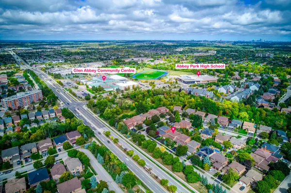 1394 Peartree CIR, Oakville, ON L6M 2J1