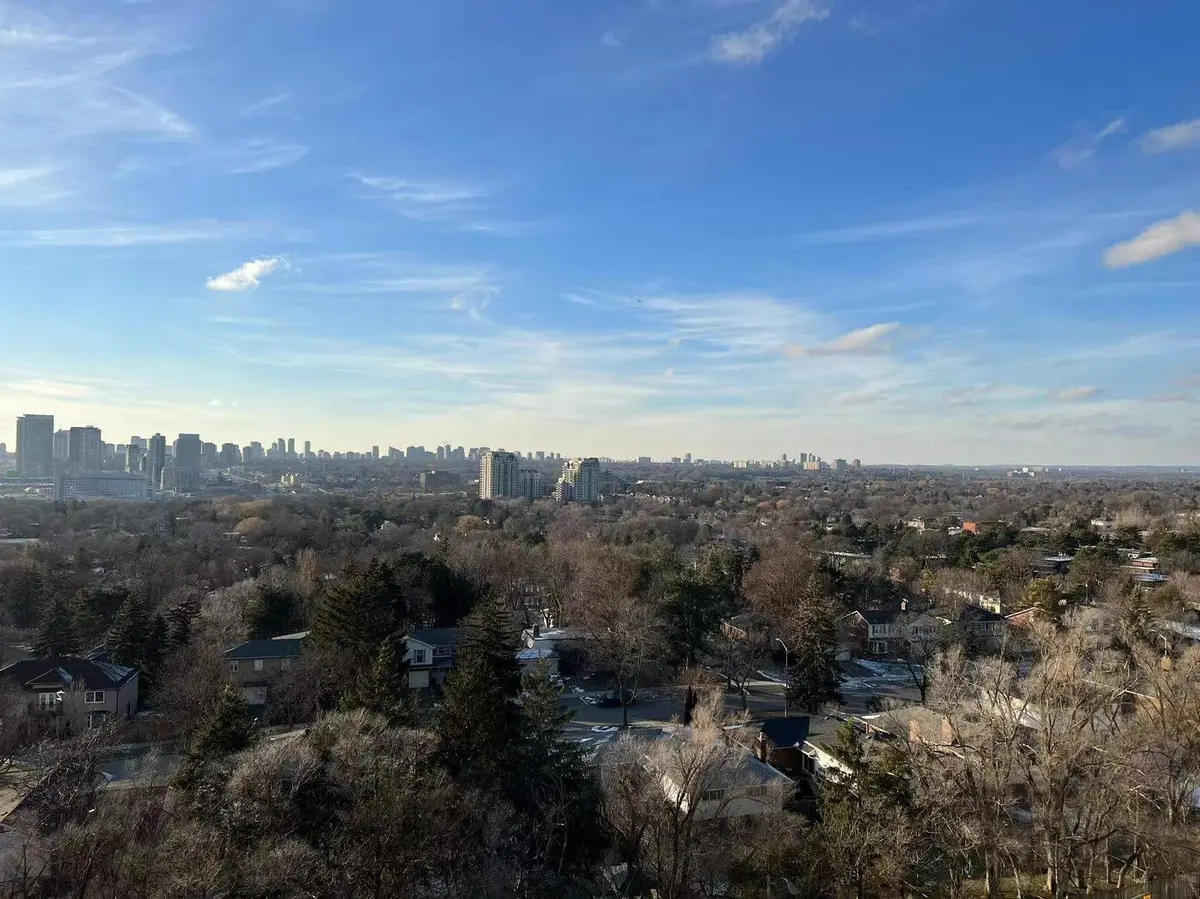 36 Forest Manor RD #710, Toronto C15, ON M2J 0H3