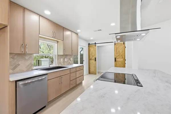 1713 Live Oak Drive, Lewisville, TX 75067