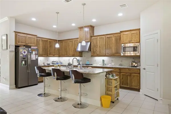 109 Maceta Street, Irving, TX 75039