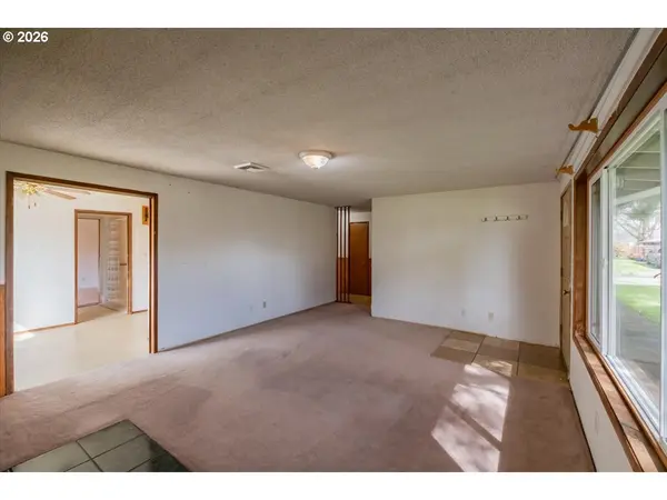 341 NE CAMBRIDGE CIR, Corvallis, OR 97330