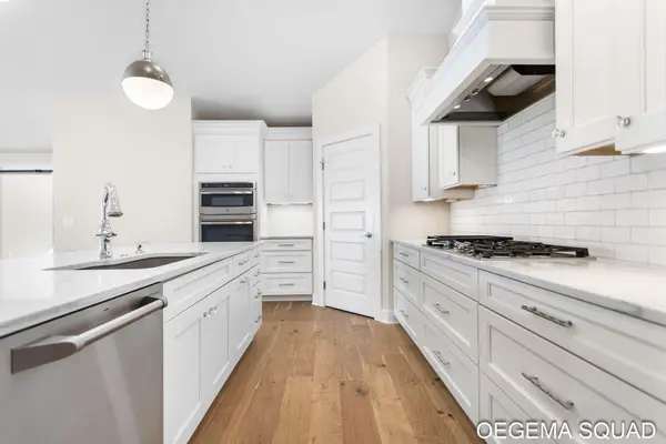 246 Janes View DR #14, Park Twp, MI 49424