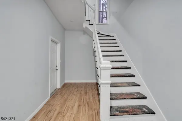 90 Park Ave, Paterson City, NJ 07501