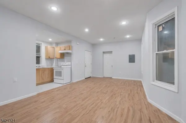 90 Park Ave, Paterson City, NJ 07501