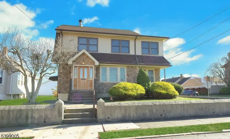 80 Garfield Pl, Totowa Boro, NJ 07512
