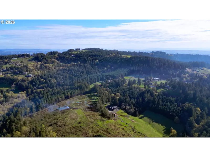 32520 NE CORRAL CREEK RD, Newberg, OR 97132