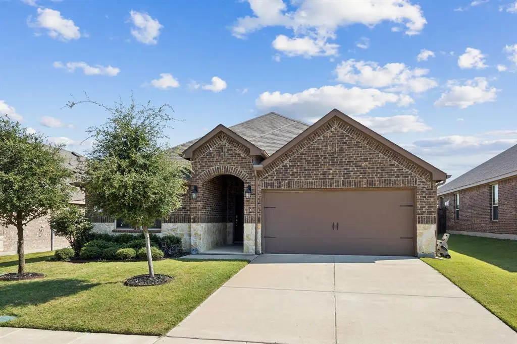 4014 Poplar Drive, Forney, TX 75126