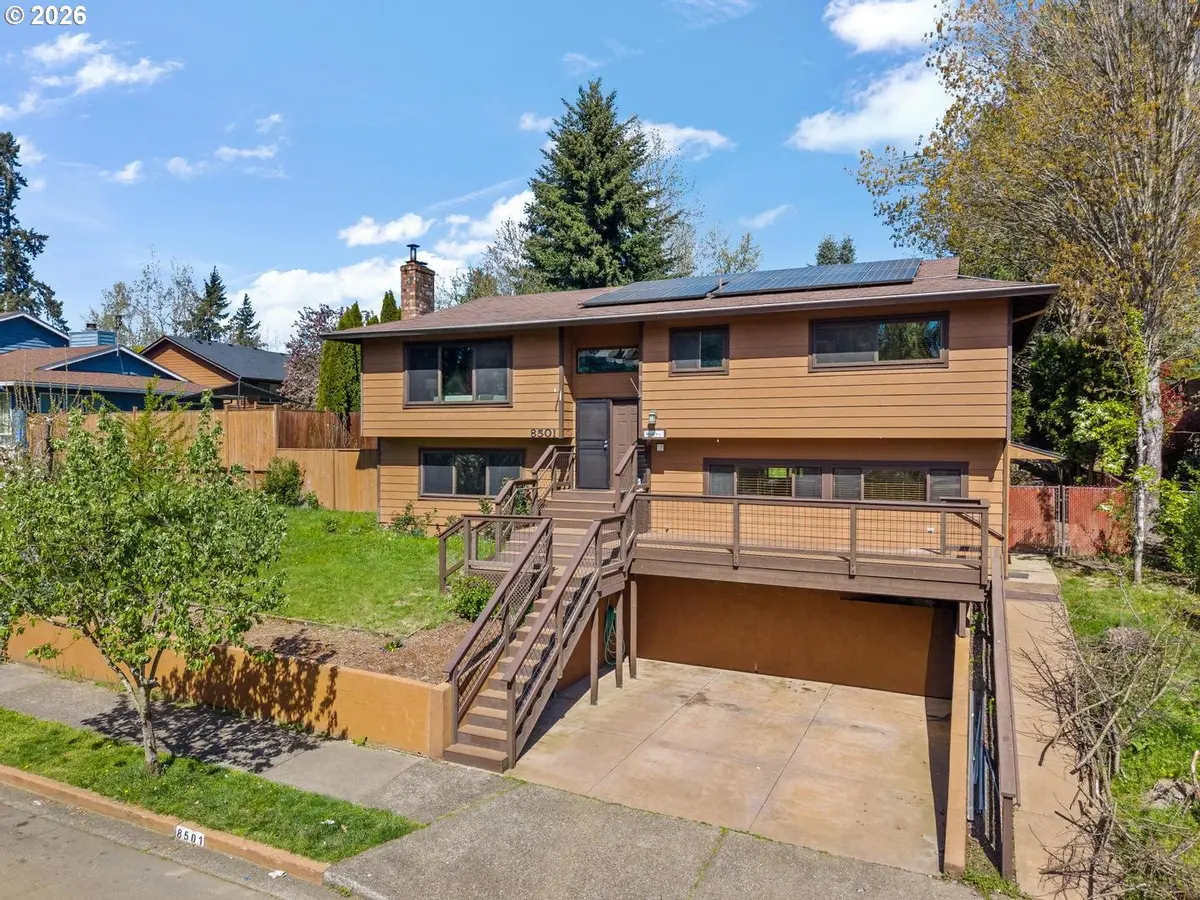 8501 SW IROQUOIS DR, Tualatin, OR 97062