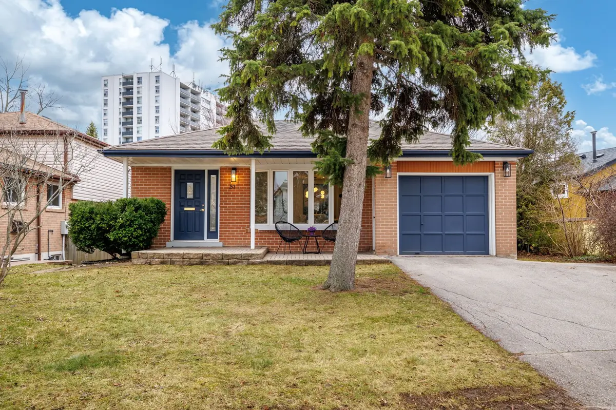 57 Bledlow Manor DR, Toronto E08, ON M1E 1B1