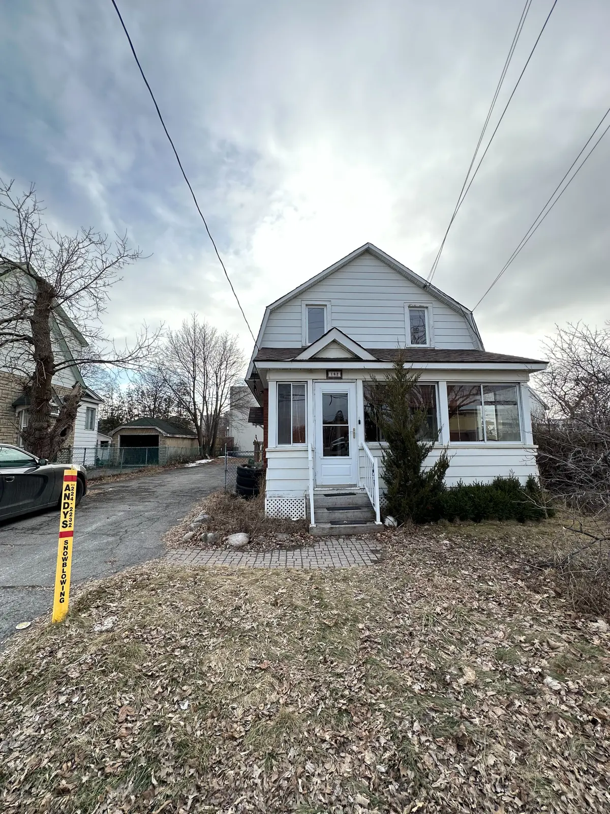 162 Woodroffe AVE, Woodroffe, ON K2A 3T9