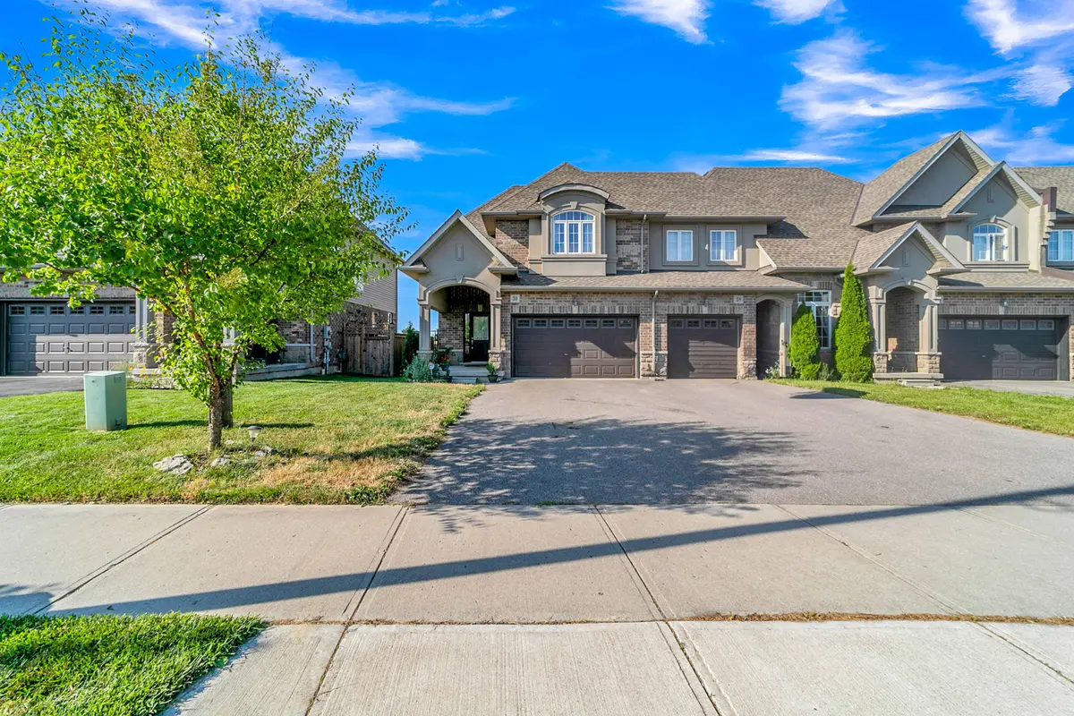 30 Madonna DR S, Hamilton, ON L9B 0H1