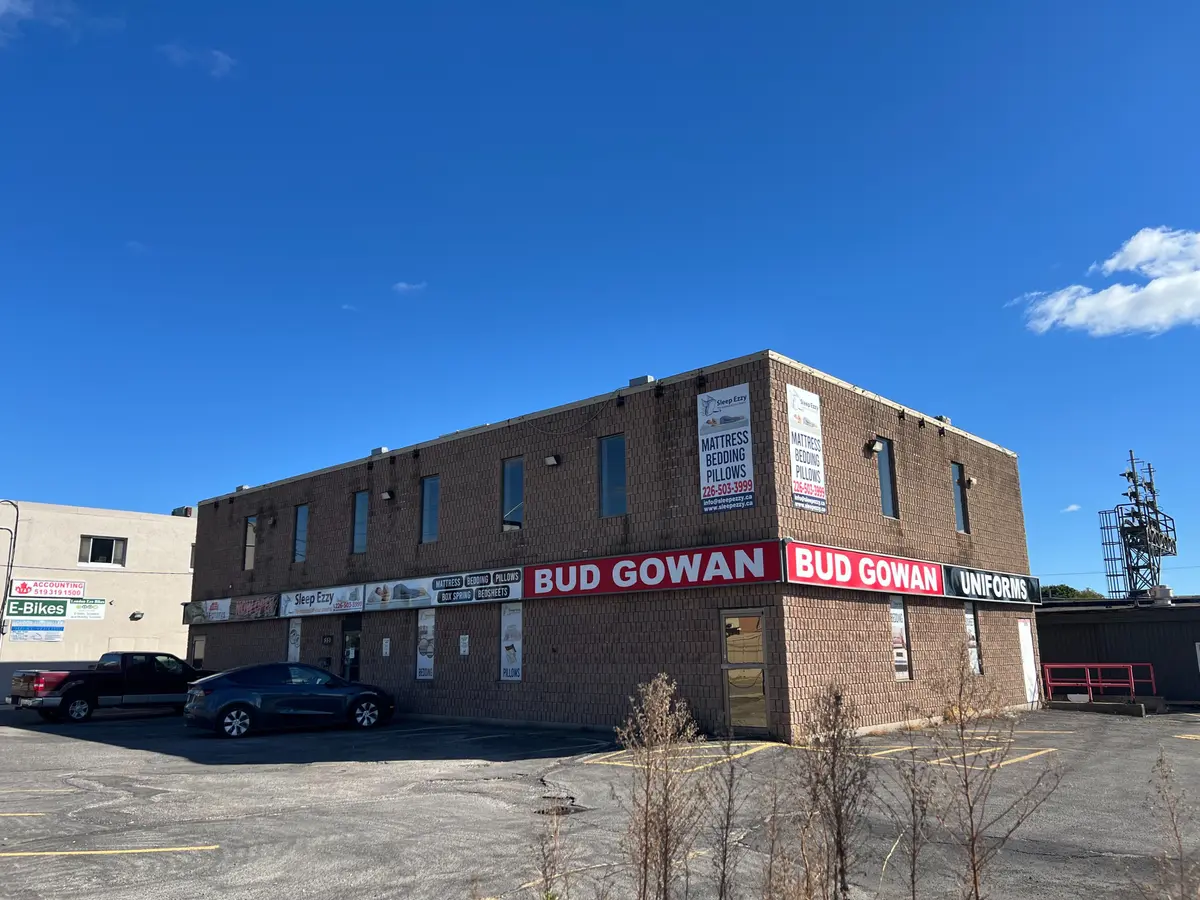 551 York ST, London East, ON N6B 1R6