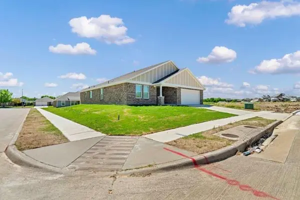 4037 Bonita Springs Drive, Fort Worth, TX 76123