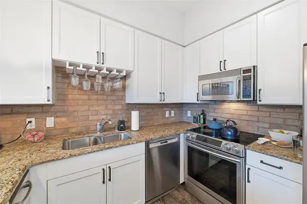 3225 Turtle Creek Boulevard #829, Dallas, TX 75219