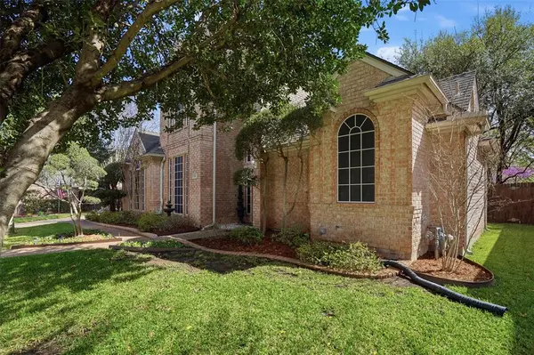 6001 Wallace Meadows Court, Arlington, TX 76001