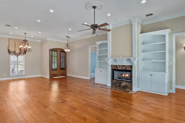 705 Martinique Court, Shreveport, LA 71115