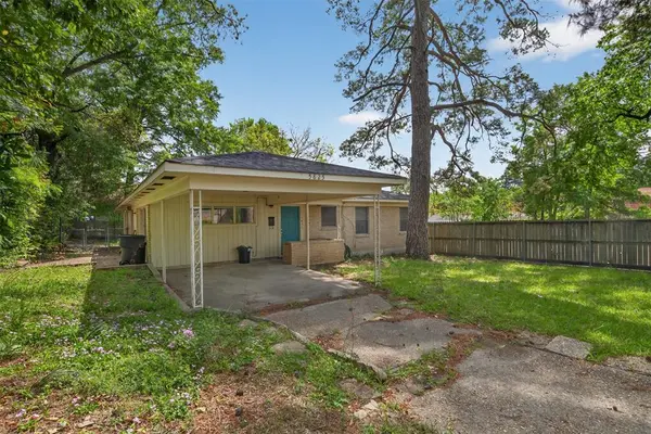 5825 Fairfield Avenue, Shreveport, LA 71106