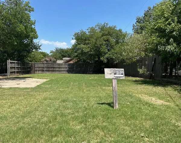 104 Donald Street, Lake Dallas, TX 75065