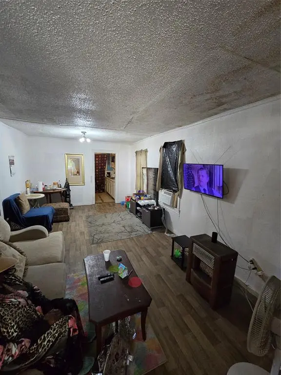 2510 Southland Street, Dallas, TX 75215