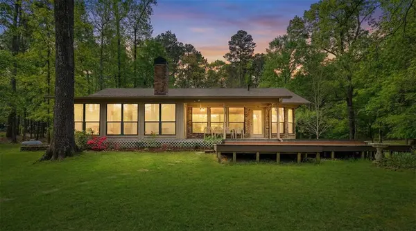 2987 CR 1596, Avinger, TX 75630