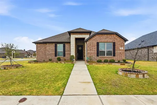 196 Lady Bird Drive, Waxahachie, TX 75165