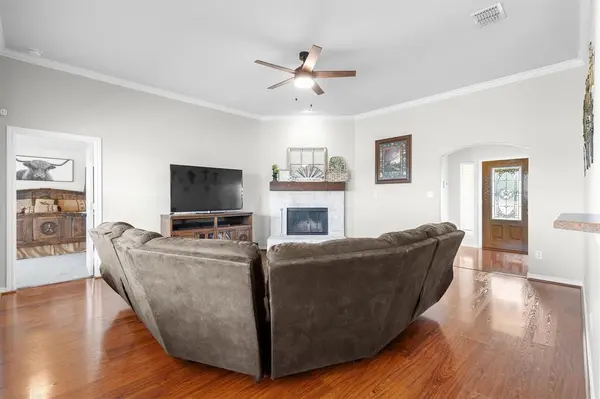 6215 Bridle Trail, Caddo Mills, TX 75135