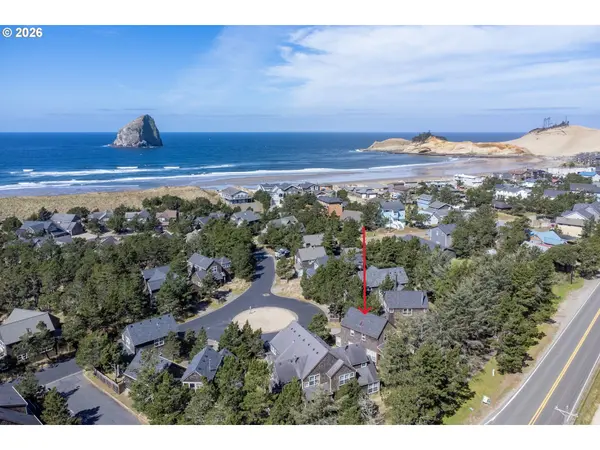 5855 BAREFOOT LN, Pacific City, OR 97135