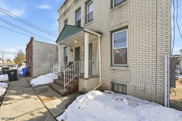 91 2Nd St, Woodbridge Twp., NJ 07095