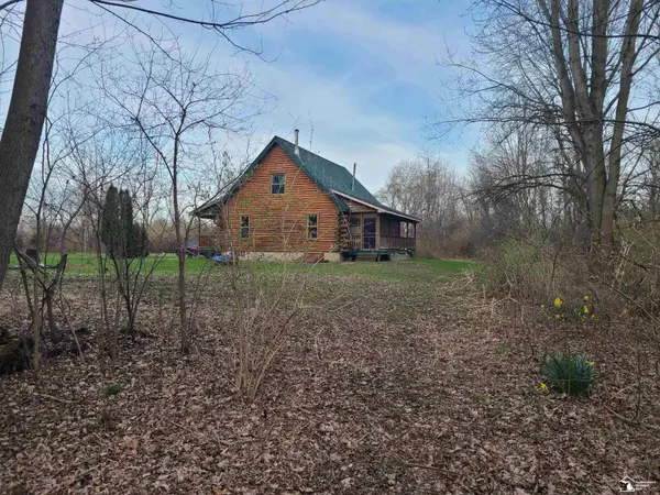 11581 Dixon RD, Raisinville Twp, MI 48161