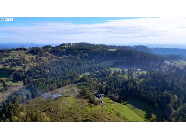 32520 NE CORRAL CREEK RD, Newberg, OR 97132