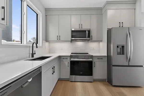 645 53 AVE SW, Calgary, AB T2V0C2