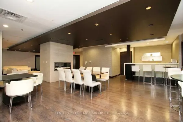 120 Dallimore CIR #317, Toronto C13, ON M3C 4J1