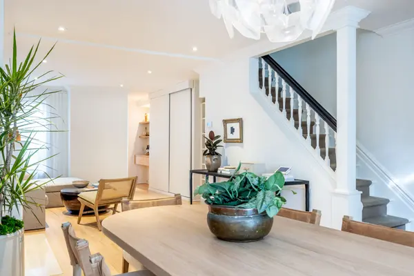 3 Ottawa ST, Toronto C09, ON M4T 2B5