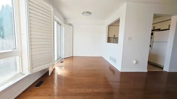 340 KITTRIDGE RD, Oakville, ON L6H 7K6