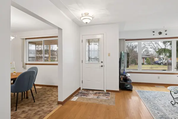 228 Kenneth AVE, Kitchener, ON N2A 1W4