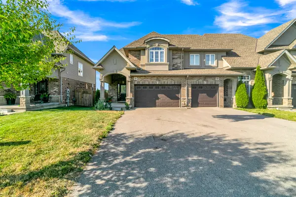 30 Madonna DR S, Hamilton, ON L9B 0H1