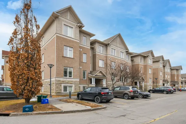 224 Paseo Private #4, South Of Baseline To Knoxdale, ON K2G 4N7