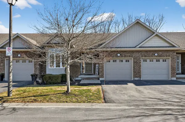 660 Albert ST #9, Fort Erie, ON L2A 0A1