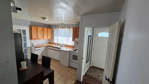 1774 Trafalgar ST, London East, ON N5W 1X6