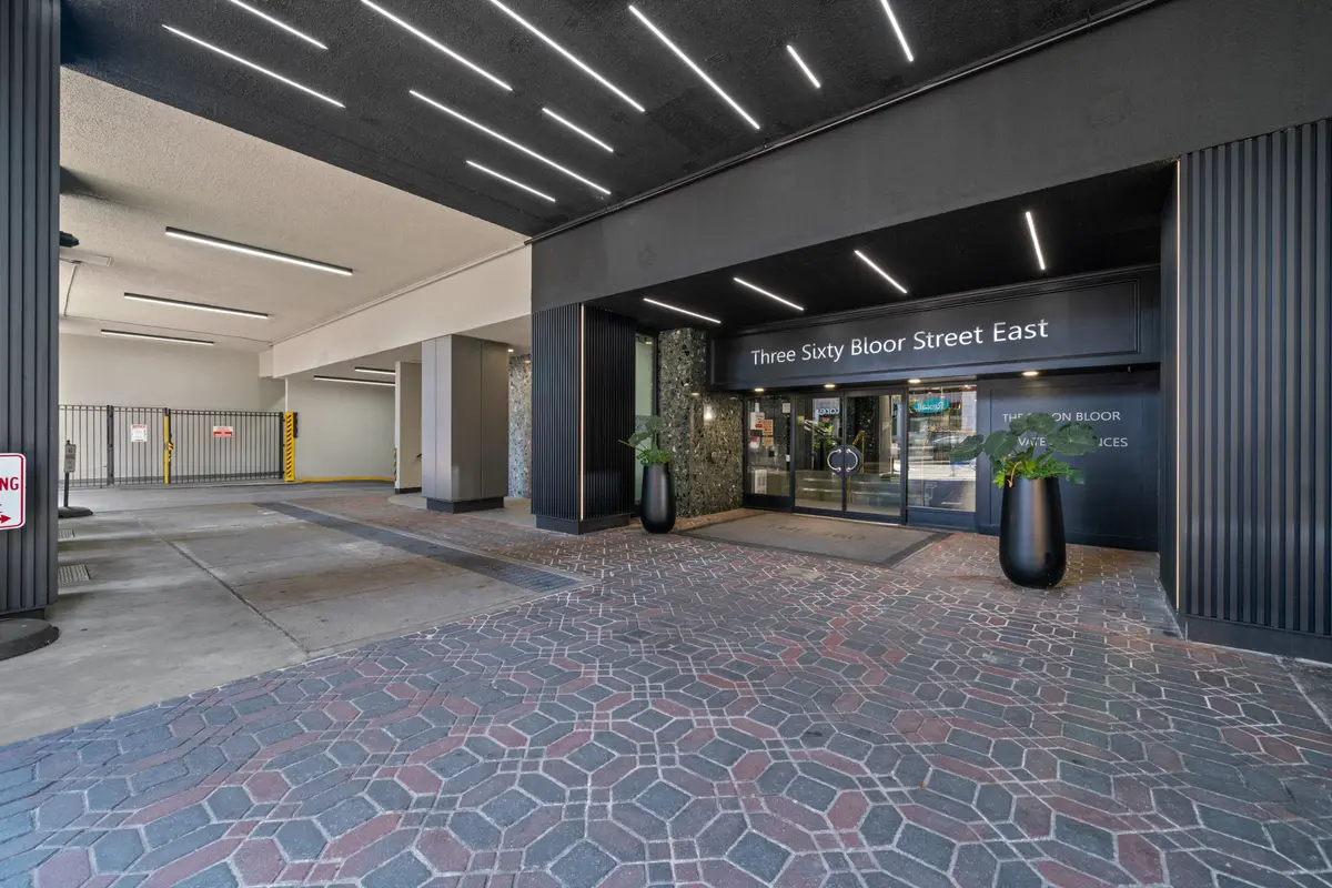 360 Bloor ST E #301, Toronto C09, ON M4W 3M3