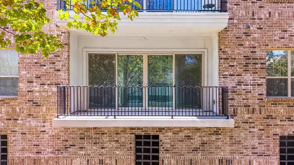 15875 Spectrum Drive #1106, Addison, TX 75001