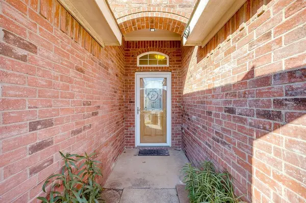 2068 Joyner Ranch Road, Fort Worth, TX 76134