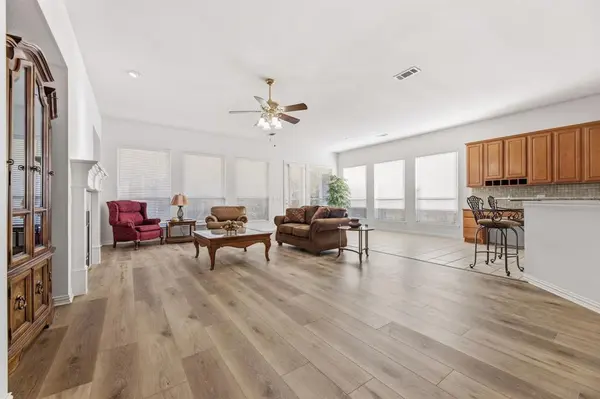 362 Southern Hills Drive, Fairview, TX 75069